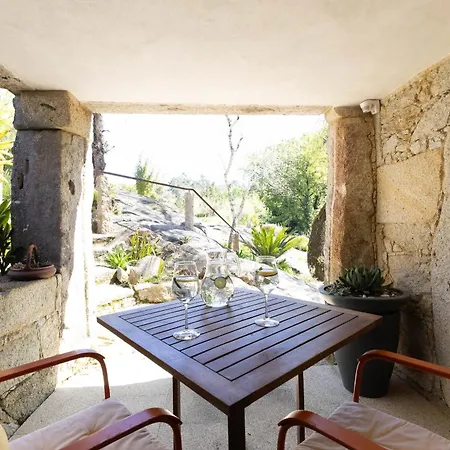Villa Historic Riverfront Watermill Private Access Caminha