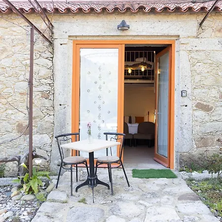 Historic Riverfront Watermill Private Access * Caminha
